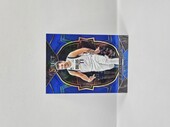 2022-23 Panini Select Basketball Luka Doncic blue prizm Concourse  No.51