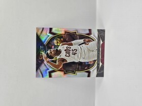 2022-23 Panini Select Basketball Donovan Mitchell silver prizm Concourse   No.31