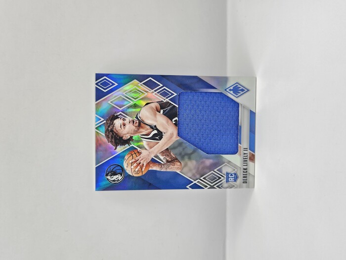 2023-24 Panini Phoenix Basketball Dereck Livelyy II jersey No.RJM-LIV