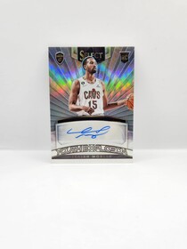 2022-23 Panini Select Basketball  Isaiah Mobley ''Youth explosion'' rookie autograph No.YES-IMB