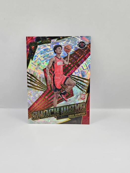 2023-24 Panini Revolution Basketball Amen Thompson ''Shockwave'' fractal rookie No.20
