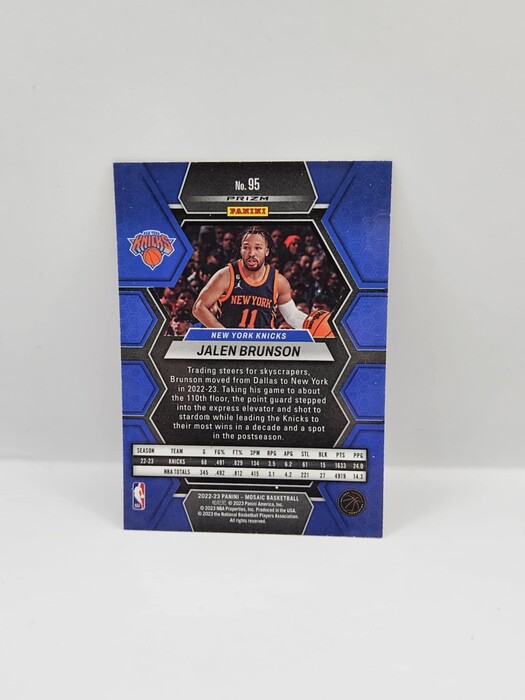 2022-23 Panini Mosaic Basketball Jalen Brunson Red mosaic No.95