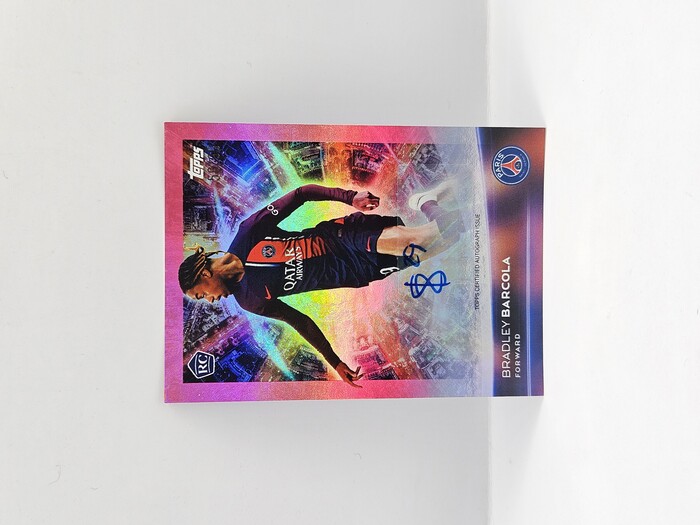 2024 Topps Paris Saint-Germain Bradley Barcola Pink Rookie autograph /99 No.LU-BB