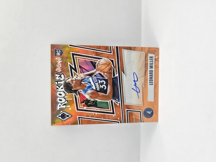 2023-24 Panini Phoenix Basketball Leonard Miller ''Rookie Signs'' /49 No.RS-LML
