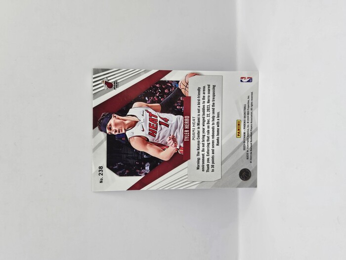 2023-24 panini phoenix basketball Tyler Herro Color Burst No.238