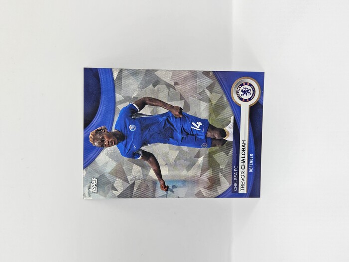 Topps Chelsea Trevor Chalobah cracked ice No.8