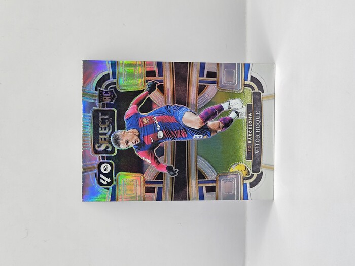 2023-24 Panini Select La Liga Soccer Vitor Roque SIlver Prizm Rookie No.29