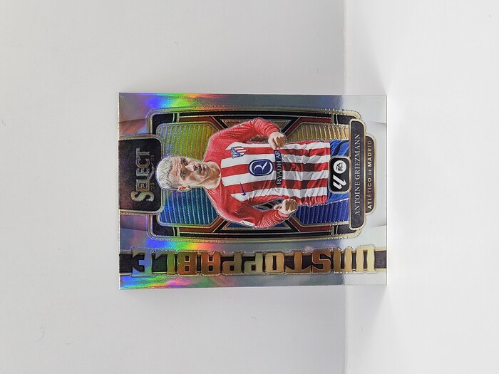 2023-24 Panini Select La Liga Soccer Antoine Griezman ''Unstoppable'' Prizm No.3