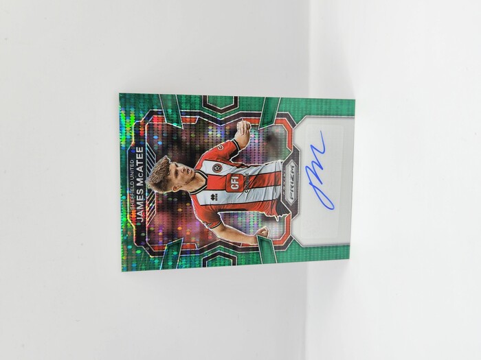 2023-24 Panini Prizm premier league soccer James McAtee green pulsar autograph autograph No.S-JM