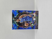 2022-23 Panini Select Basketball Giannis Antetokounmpo blue cracked ice Concourse No.61
