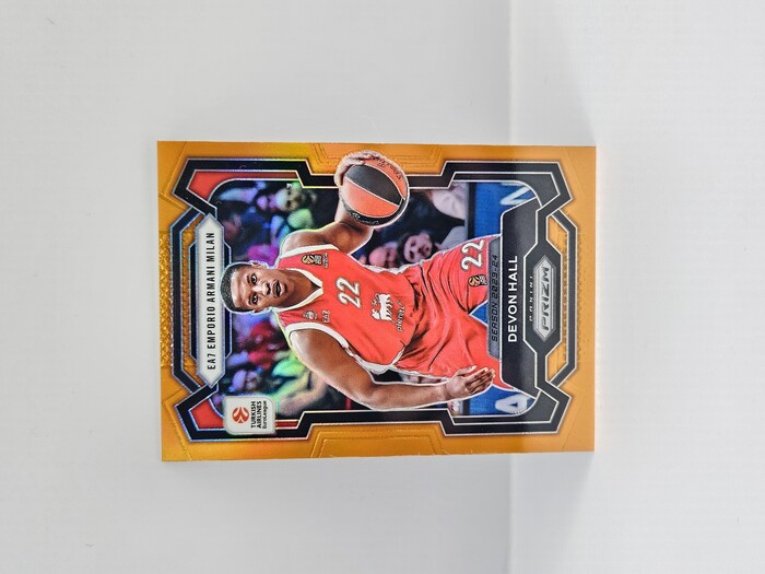 2023-24 Panini Euroleague Prizm Devon Hall Orange /49 No.183